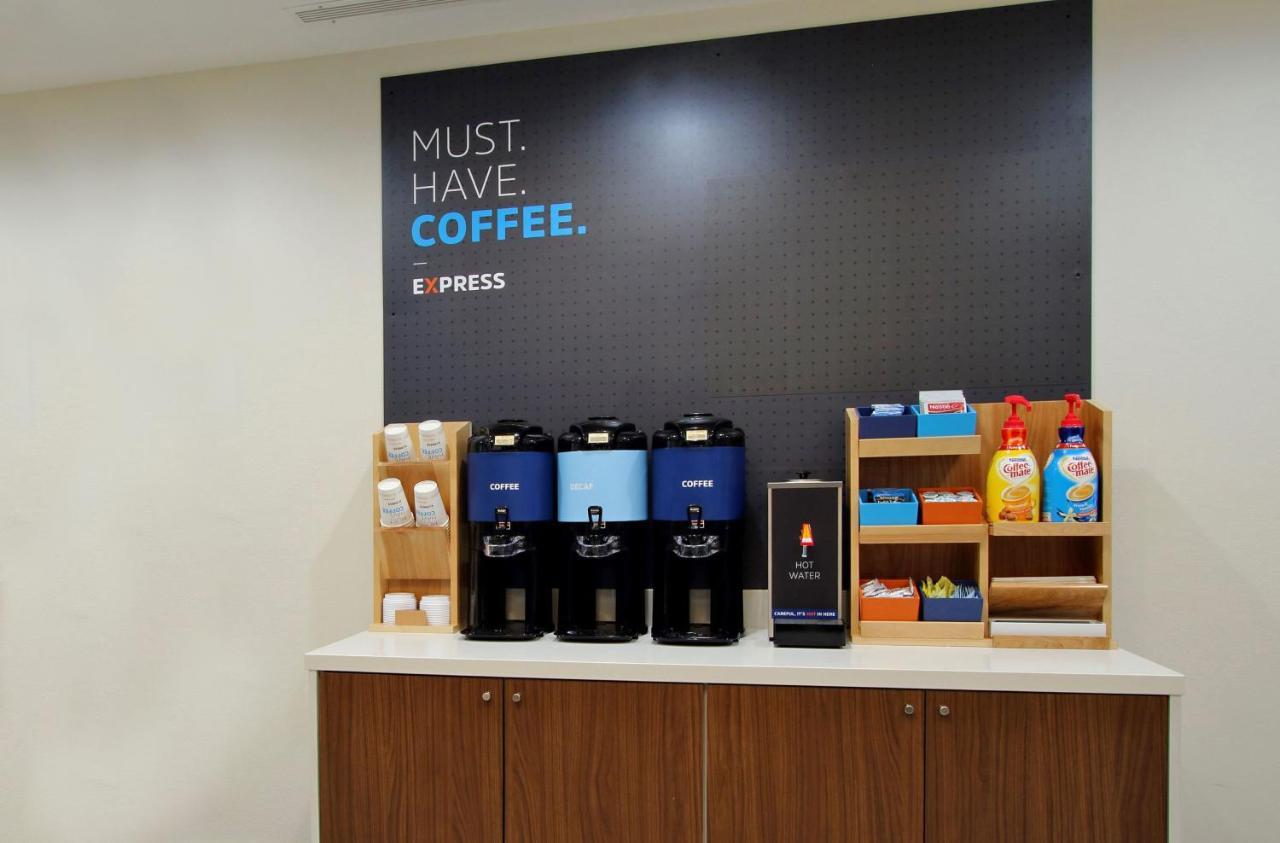 萨凡纳北温特沃思港智选假日套房酒店 文特沃思港 外观 照片